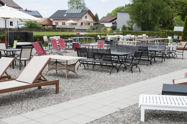 MBM Gartenmöbel Lagerverkauf